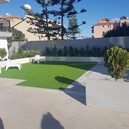 Valentinos Apartments Paphos Exterior foto